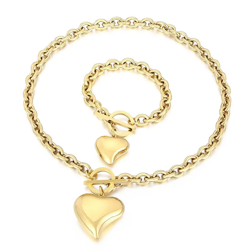 New Trendy Chunky Stainless Steel Jewelry Set 18k Gold Plated OT Toggle Closure Necklace with Puffy Heart Charm for Women