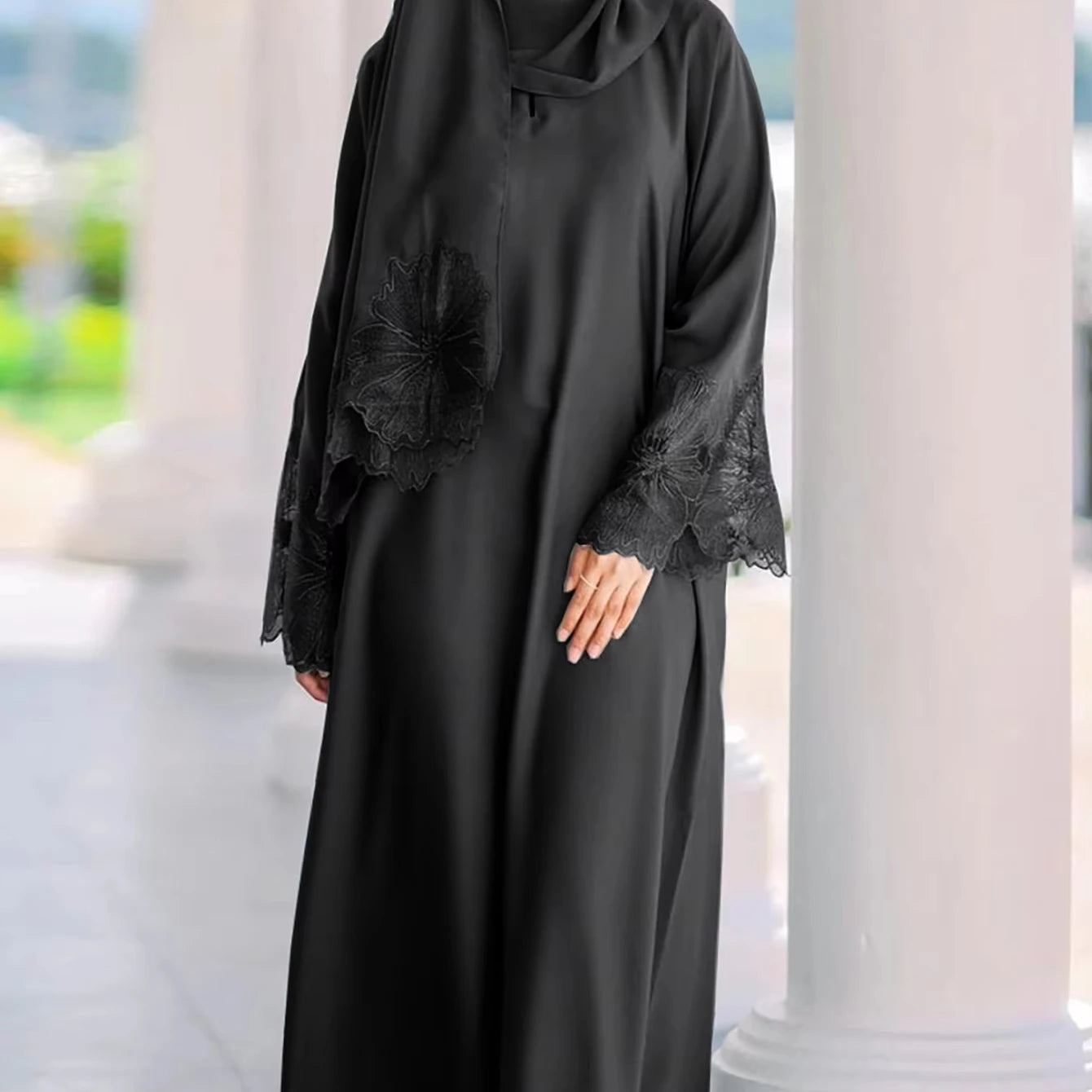 New Luxury Lace Trimmed Open Abaya Muslim Women's Robe with Hijab Set Middle East Ramadan Style