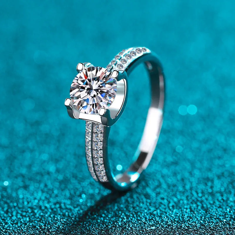 Silver 925 Original Diamond Test Past Brilliant Cut 1 Carat D Color Moissanite Cow Head Ring Platinum Plated Gemstone Jewelry