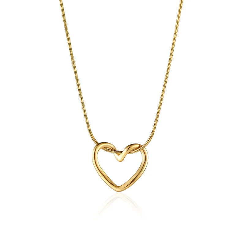 Factory New Hollow Heart Necklace Simple Design Pendant for Women Versatile Stainless Steel Collarbone Chain Wholesale