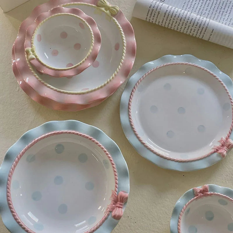 Solhui Wholesales Underglaze Color Ceramic  Tableware Set Cute Bow Wavy Lace Wedding Ceramic Dessert Cake Plate