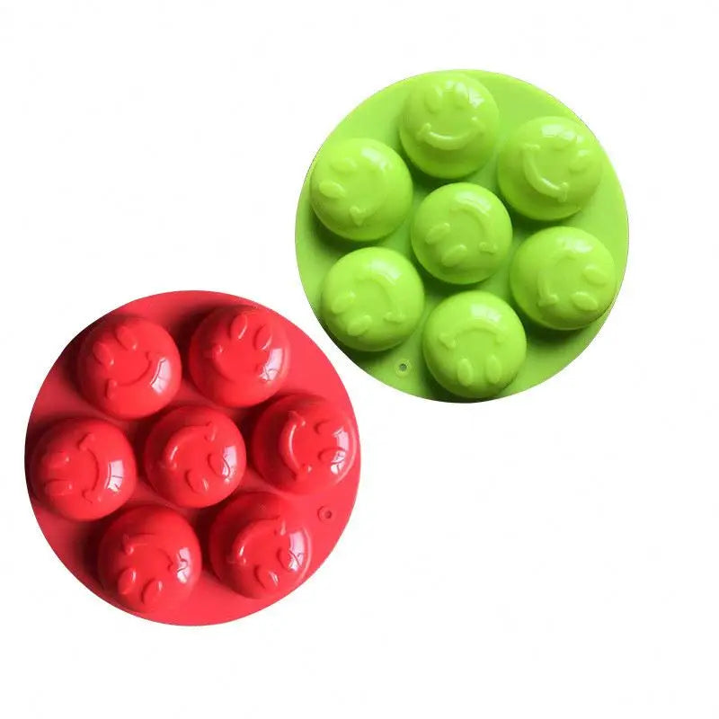 747 7 Grid Round Smiling Face Silicone Cake Chocolate Mold for Kitchen