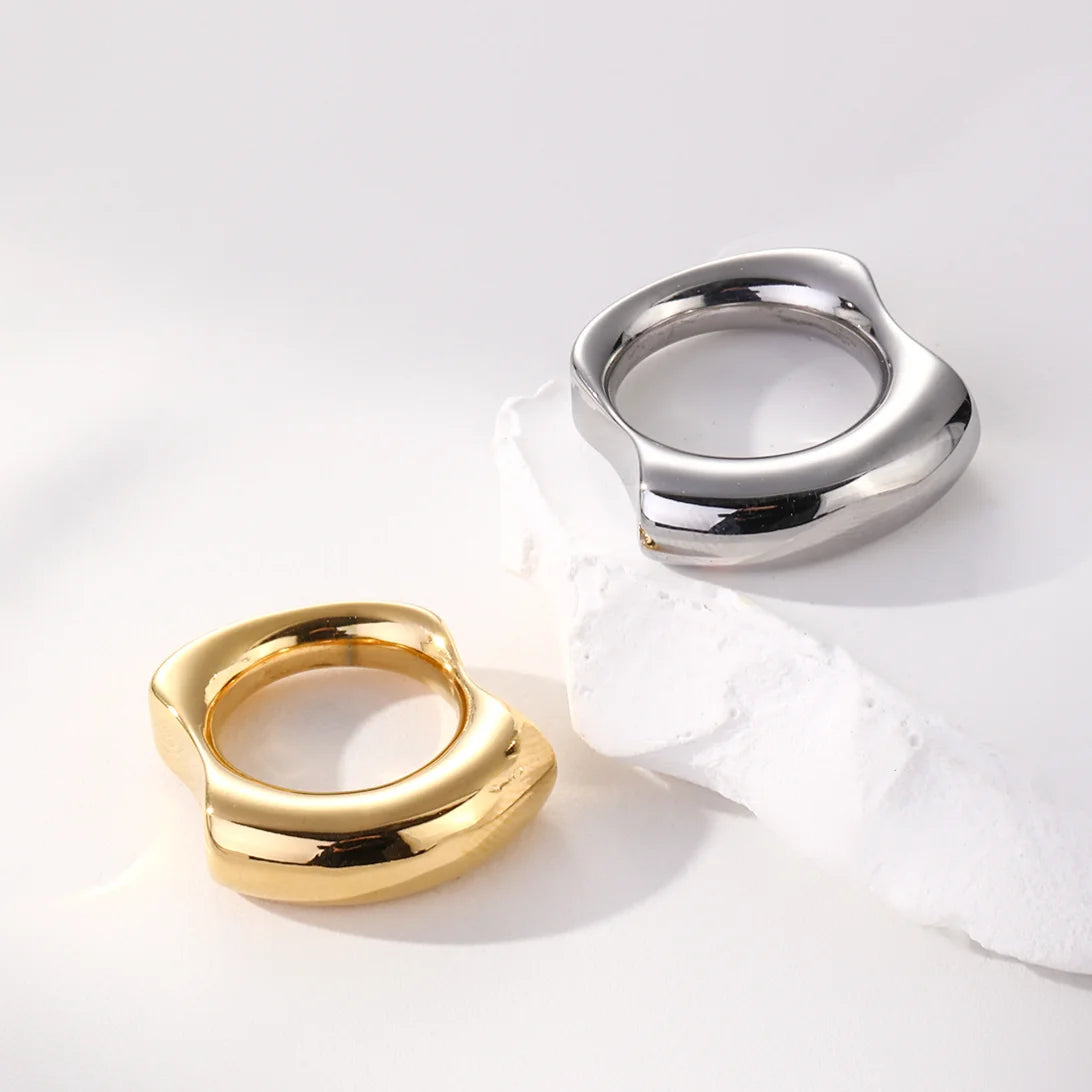 Hypoallergenic Rust Proof Minimalist 316l Stainless Steel Geometric Gold Color Cast Ring 18K PVD Goddess Ring Fashion Jewelry