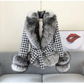 Autumn and Winter 2023 Fashion Big Imitation Fur Collar Short Jackets Women Thick Warm Plaid Outerwear Streetwear