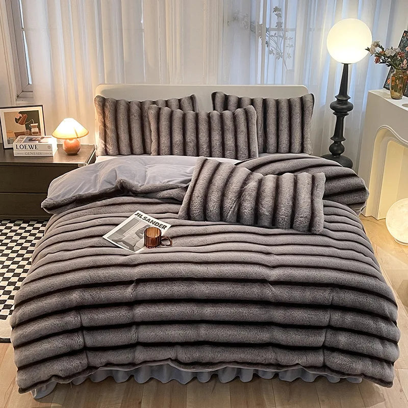Comfortable Solid Milk Velvet Bedding Set Soft Exquisite Anti-Static Polyester 4-Piece Duvet Cover with Pillowcase for Families