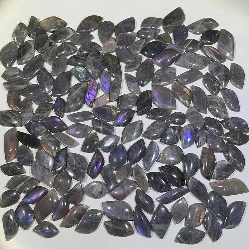 Kindfull Wholesale Good Flash Purple Labradorite Leaf Healing Crystal Quartz Stones Leaf for Meditation