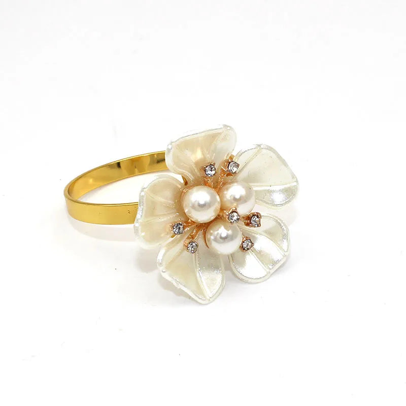 Luxury Pearl Napkin Holder Flower Napkin Rings With Bead for Wedding Table Decoration