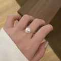 Hot Selling Exquisite Adjustable Gold Plated Pearl Rings Fashion Gorgeous Pearl Open Rings for Women Jewelry
