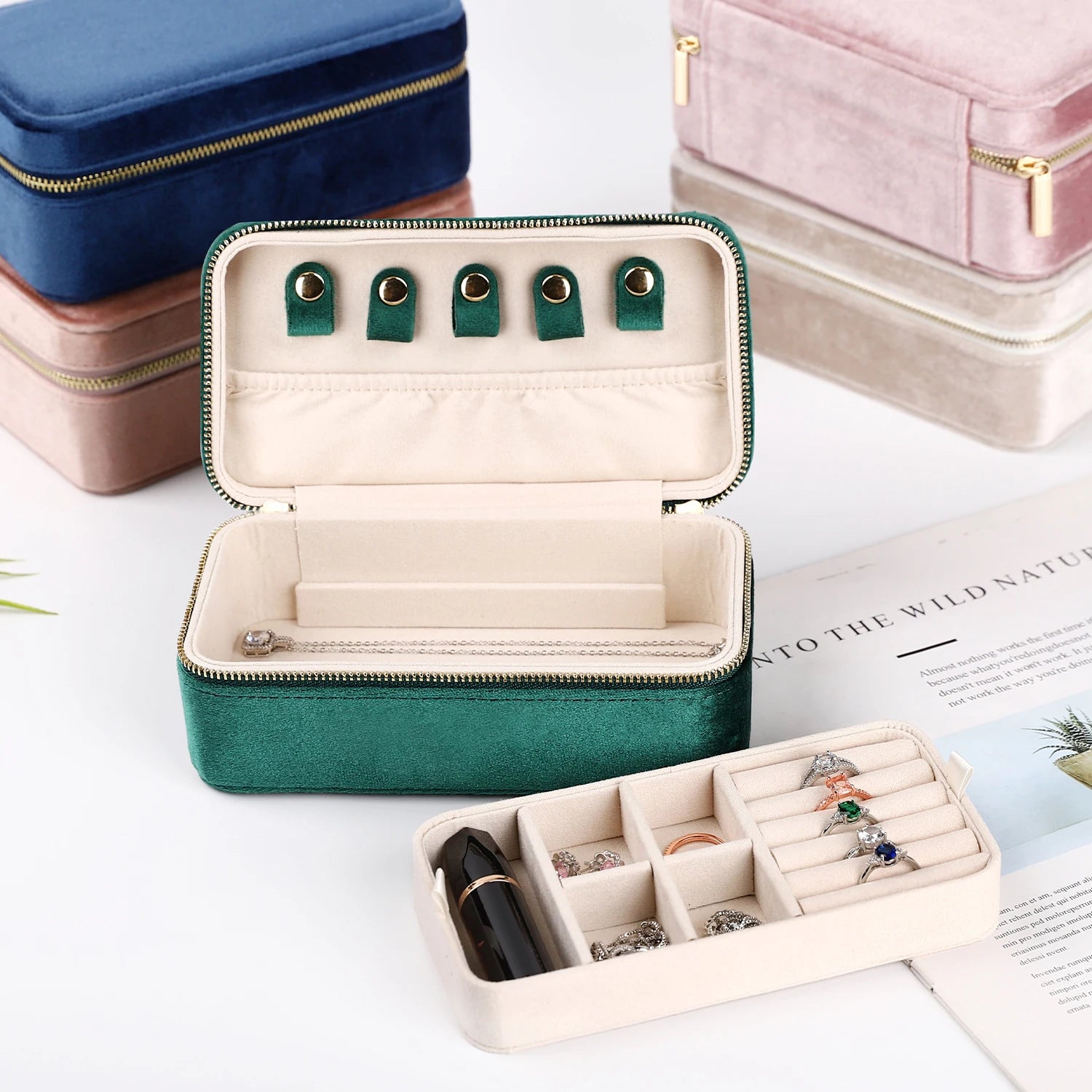 Wholesale Custom Small Velvet Jewelry Box Organizer Travel Ring Earring Necklace Jewelry Packaging Luxury Jewelry Gift Box