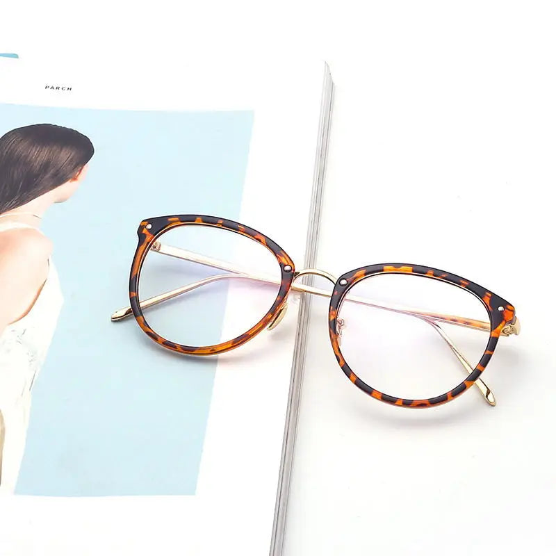 2021 Newest Retro Optical Frame Glasses and  Glasses Are Available Glasses River Optical Women Eyeglasses Frames