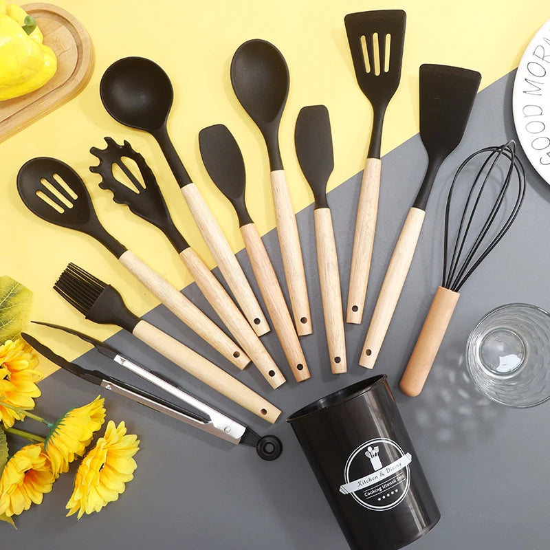 Hot Sale 12pcs Silicone Cooking Utensil Set Heat Resistant Cookware Silicone Kitchen Tools Gift with Wooden Handle