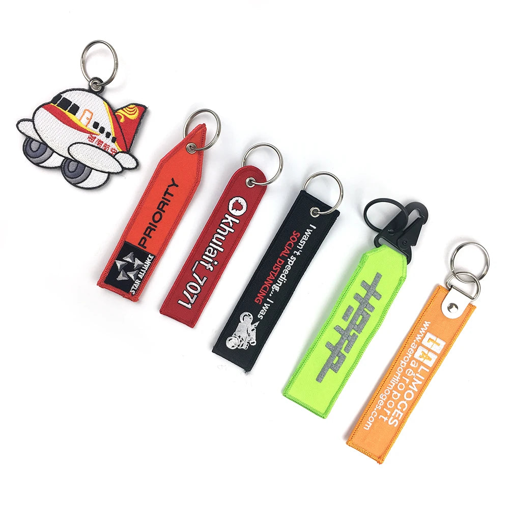 Fashion Fabric Woven Logo Keychain Custom Embroidered Jet Tags