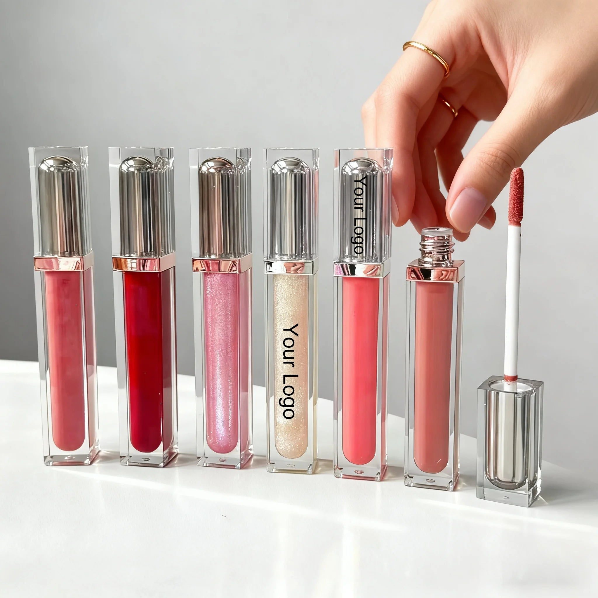 Wholesale Vegan Moisturizing High Pigment Matte Liquid Glossy Clear Custom Private Label Lipgloss