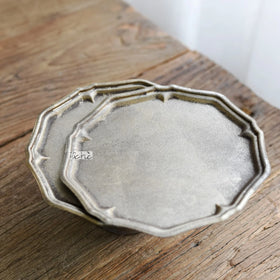 Nordic Retro Lace Made of Old Ironwork Tray High Bread Fruit Plate Holding Plate Still Life Gourmet Shot Dessert Plate