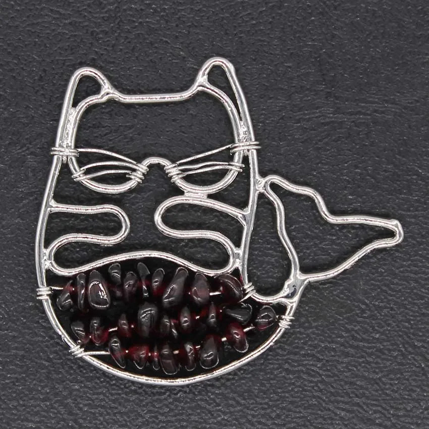 HZ Wholesale Natural Garnet Wire Wrapped Cat Shape Sliver Edge Healing Crystal Pendant Jewelry