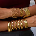 J&D Chunky Stainless Steel 18k Gold Plated High Polished Opening Bangles Liner Wave Fashion Bracelet Jewelry