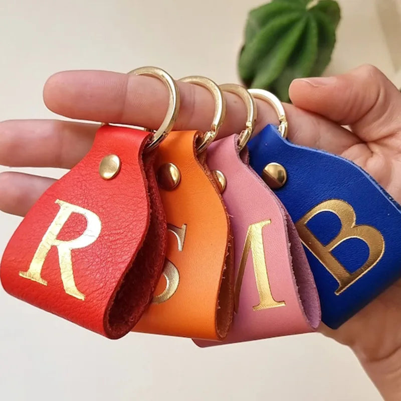 Hot Sale Custom Personalized Leather Gift Alphabet Genuine Leather Keychain for Men Women