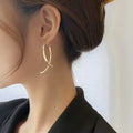 New Arrival 2023 Korean Irregular Geometric Alloy Earrings Metal Fashion Jewelry Girls Earrings Simple Unique Luxurious