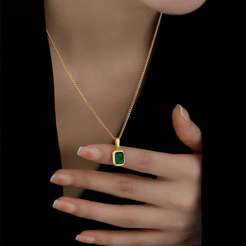 Fashion Retro Square Green Zircon Pendant Necklace for Women Charm Necklace Girls Wedding Engagement Jewelry Gift