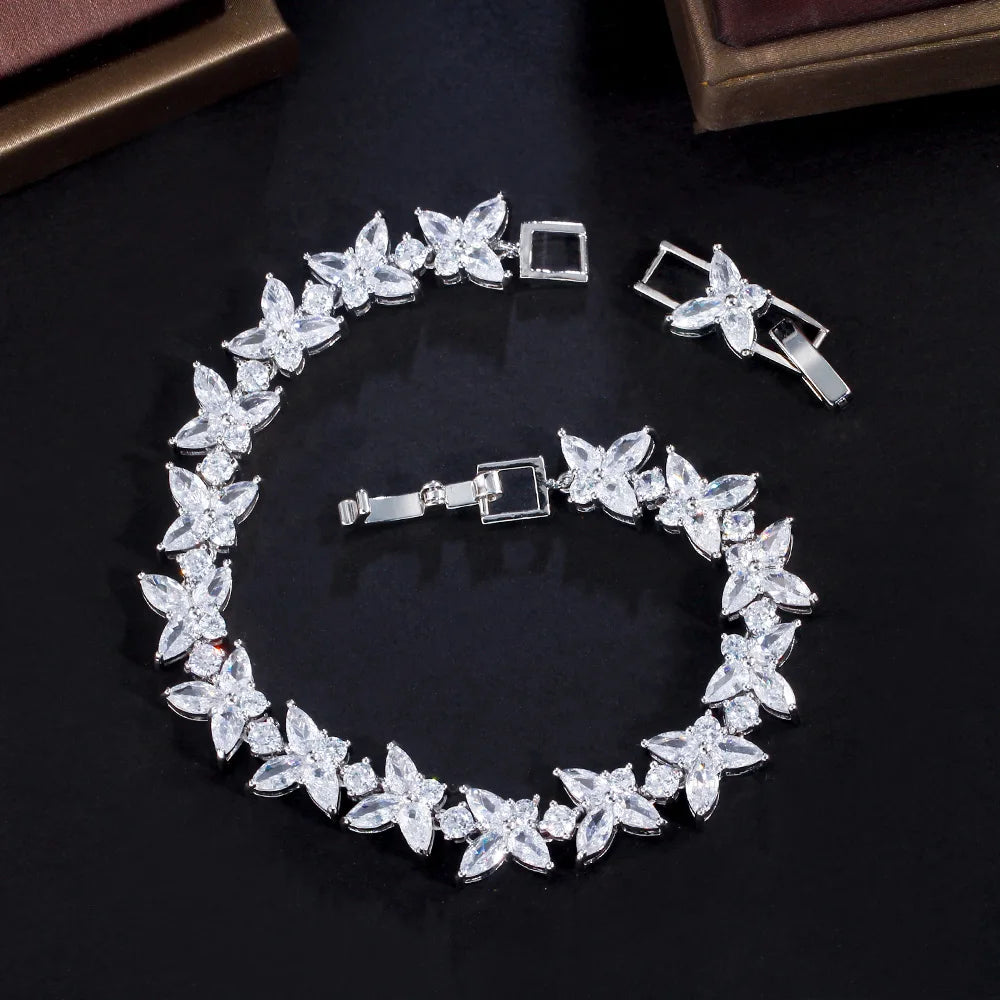 Super Gorgeous White Gold Cubic Zircon Paved Leaf Shape Engagement Wedding Party Women Bracelets Jewelry Accessory for Women