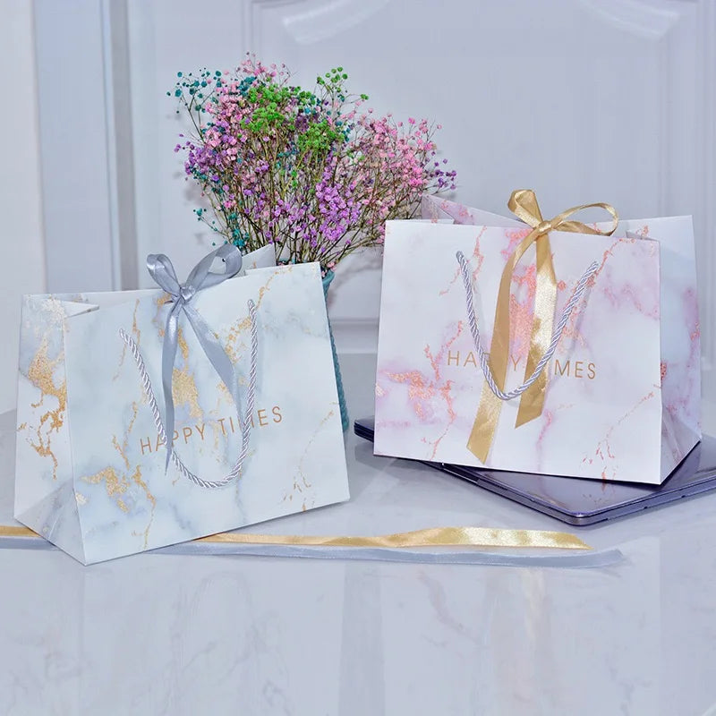 Luxury Gift Paper Bags for Wedding Birthday Party Gift Decoration and Packaging With Ribbon