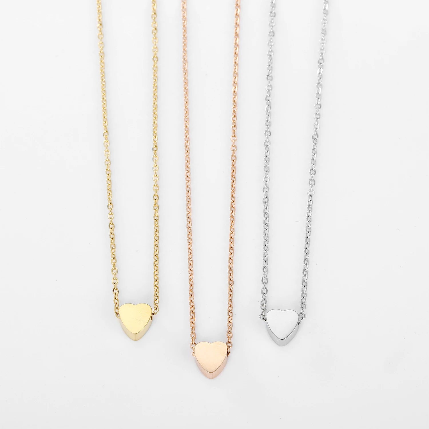 Wholesale Fashion Dainty Necklace Simple Stainless Steel Jewelry 14K Gold Plated Heart Shape Pendant Necklace for Girls
