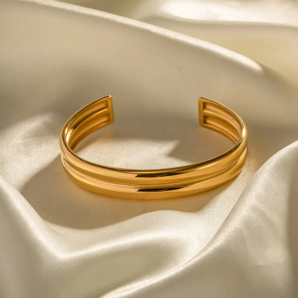 Hammer Pattern Lava Surface Texture 18K Gold Plated Stainless Steel Waterproof Open Bracelet for Women