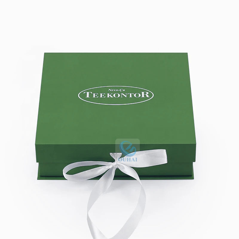Customization Personalized Jewelry Storage Carton Large Size Paper Magnetic Folding Box Packaging with Ribbon