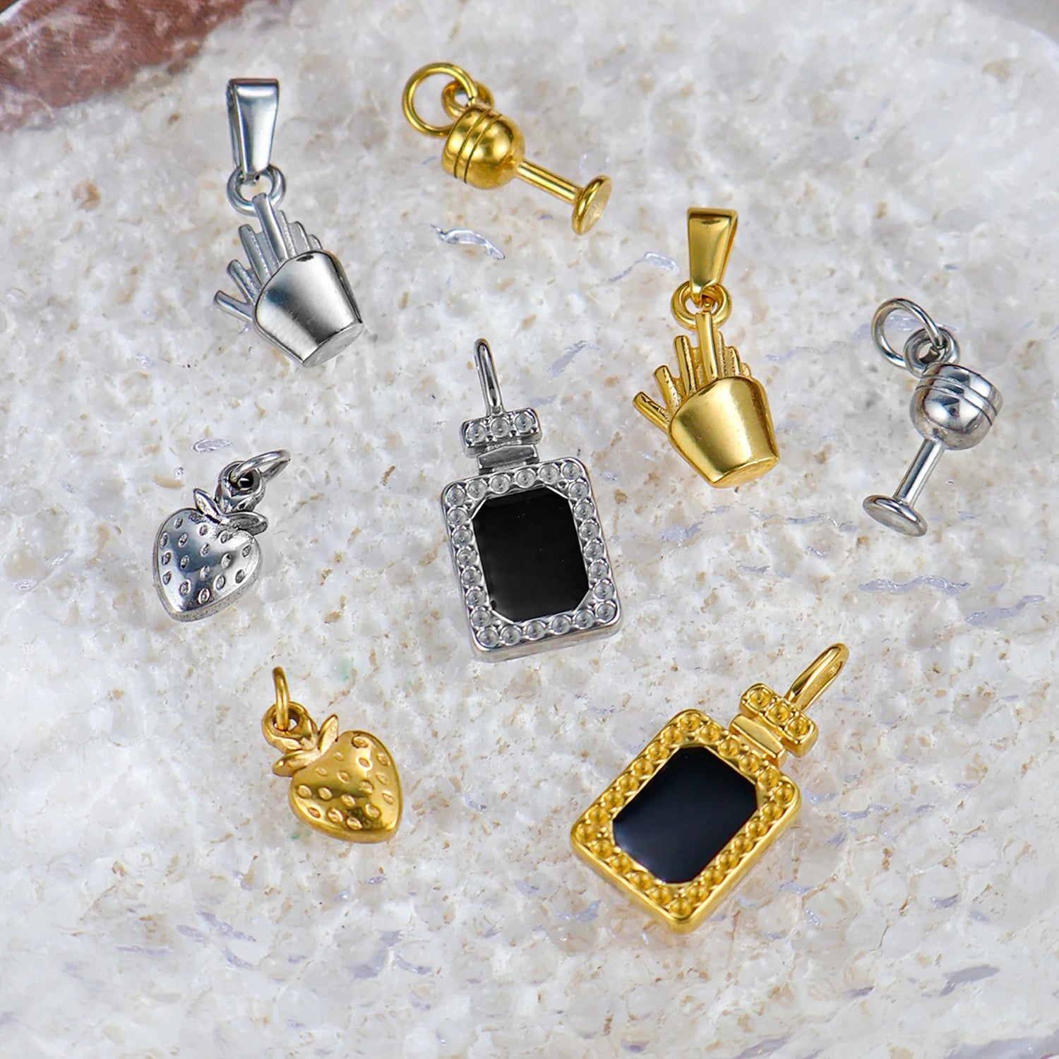 Olivia Wholesale Stainless Steel Charm Jewelry Pendants 18k PVD Gold Plating Fashion Elegant Jewelry for Women Lady