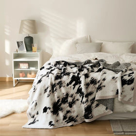 BJFG 2025 New Design Polyester Soft and Warm Knitted Throw Blanket for Bedding Sofa and Home OEKO-TEX