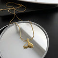 Good Quality 18K Gold Plated Shell Fish Tail Pendant Necklace Stainless Steel Snake Chain Tail Necklace