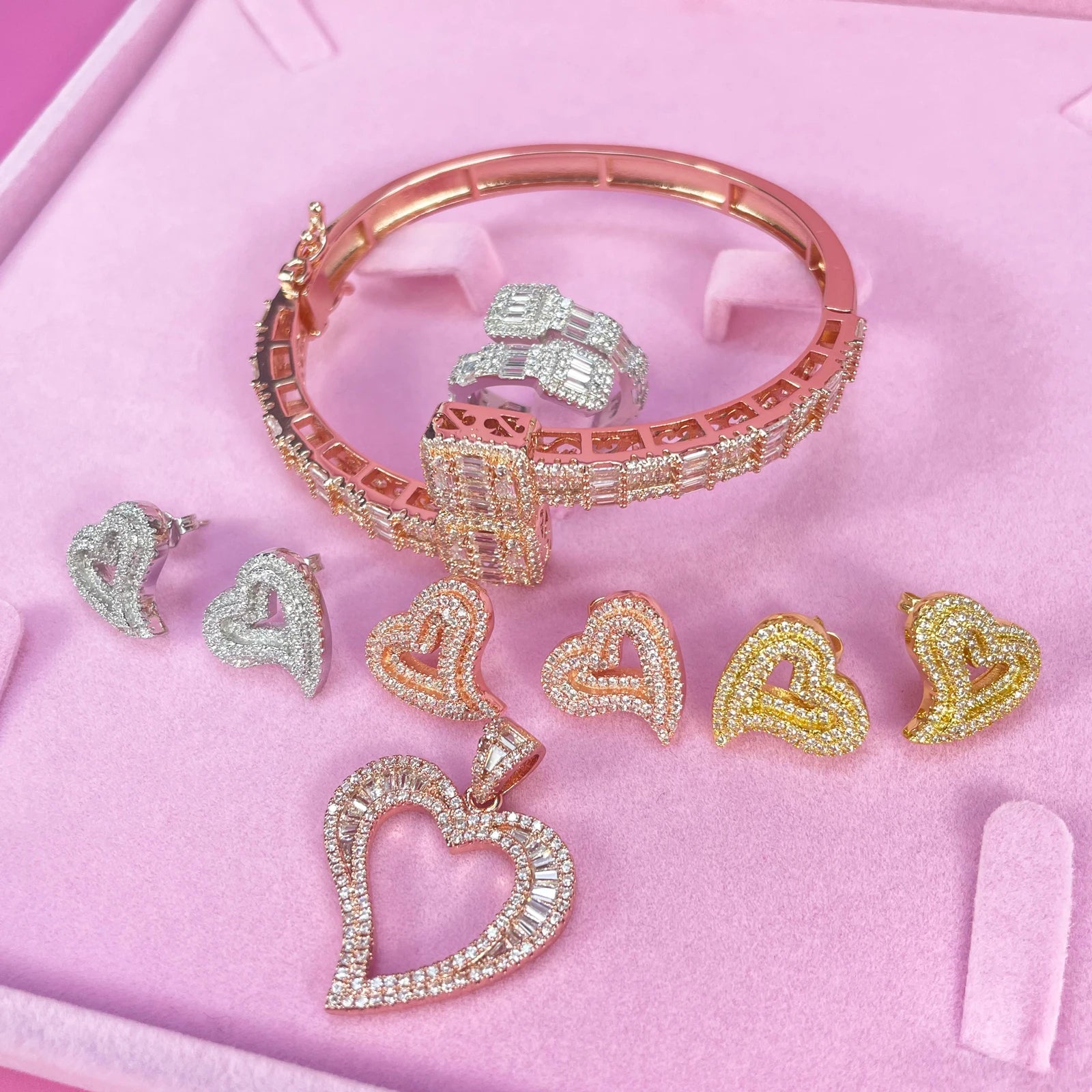Women Jewelry Set Cz baguette Earrings Pendant Bracelet Set Iced Out Bling Bling pink Women Hip Hop Heart Jewelry Bundle
