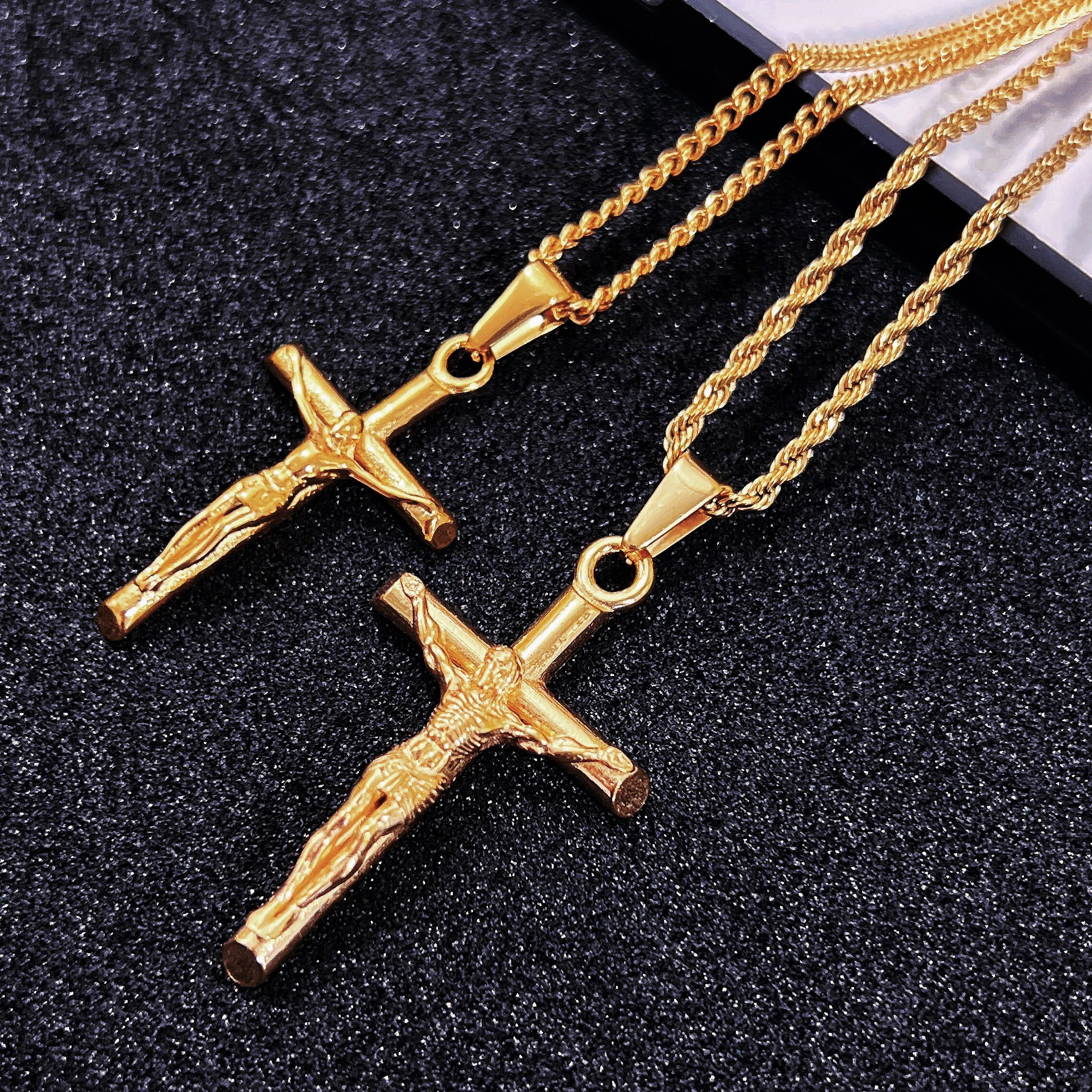 Stainless Steel Necklace Jewelry Manufacturer Whosale Custom Gold Pendant Mens Crucifix Necklace 33mm Jesus Cross Necklace
