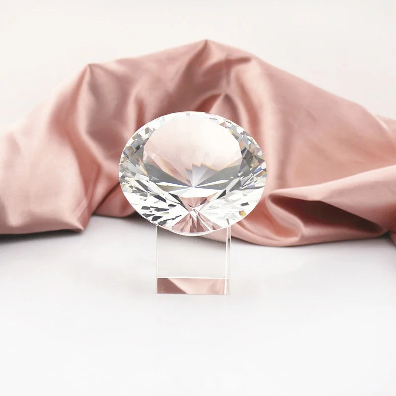 Factory Supply Cheap Clear K9 Crystal Diamond Eco-Friendly Custom Logo Heart Decoration Bulk Gems