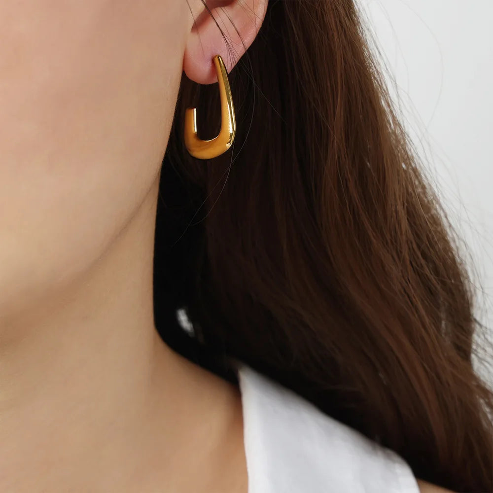 New Ins Style Personalized Niche Design Fashion Titanium Steel Gold Plated Geometric Earrings Simple Jewelry Wholesale