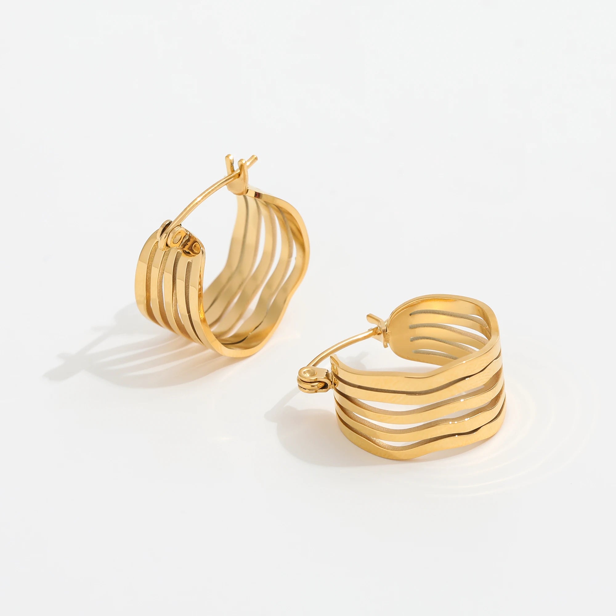 New Ins Hot Earring 18K PVD Gold Plated Hollow Out Stainless Steel Hoop Earring Chic Gold Earrings