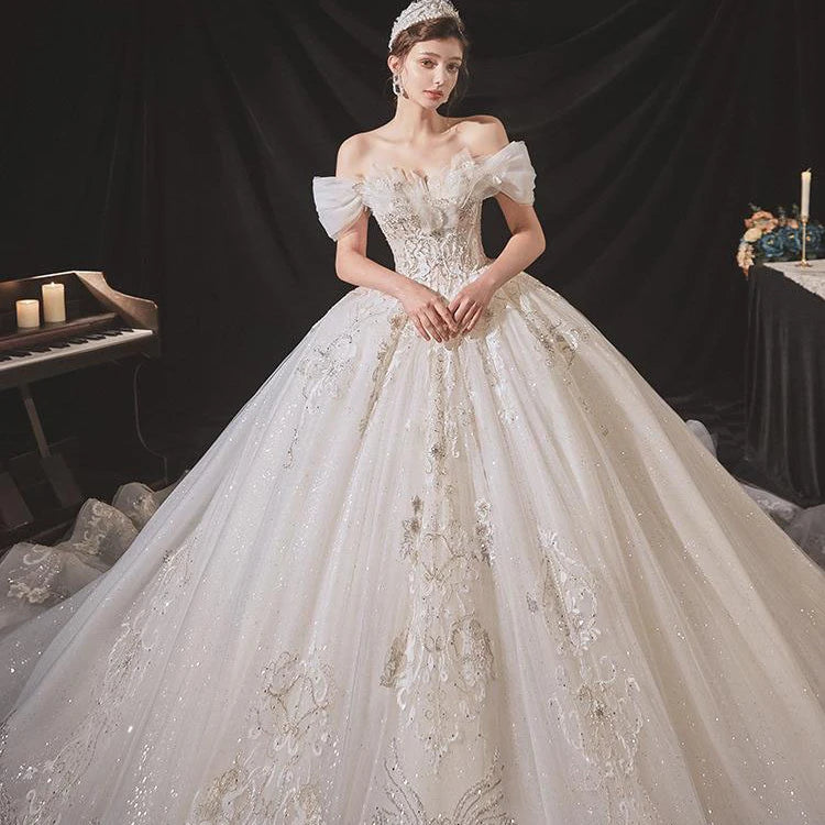 One Line Shoulder Main Wedding Dress 2023 New French Light Luxury Bridal Banquet Ethos Elegant Big Train Wedding Dress