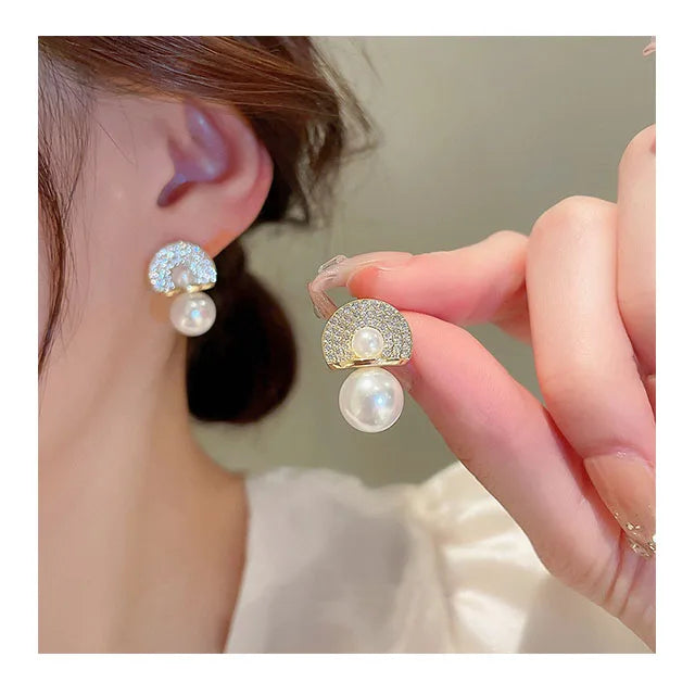 S925 Silver Needle South Korea Fashion Simple Large Pearl Inlaid Diamond Small Luxury High-End Design Sense Earrings