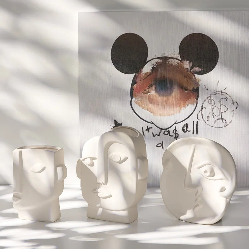 Modern Creative Handmade Ceramic Art White Circle Vase Nordic Irregular Flower Design Indoor Home Garden Wedding Party Matt
