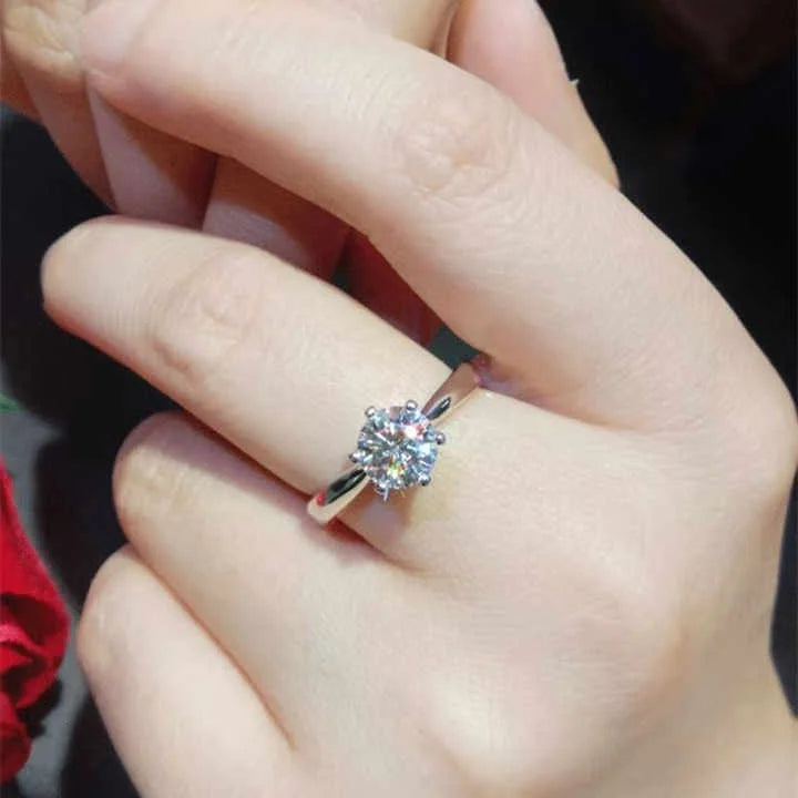 2025 Wedding Luxury Fine Jewelry Wedding Ring New Fashion Main Stone Cubic Zirconia Ring 925 Sterling Silver Ring  for Women
