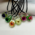 Summer Hot Sale Fashion Pastoral Style Waterdrop Amber Pendant Necklace Resin Dried Flower Necklace for Women