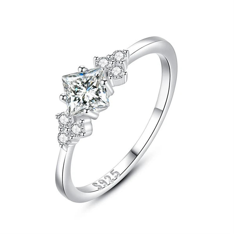 Fine 925 sterling silver four-claw square simulation diamond ring