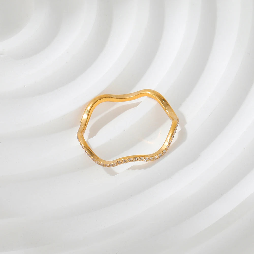 Fenny 18K Gold Plated Wholesale No Fade Geometric Waved Zirconia Half Pave Stainless Steel Finger Ring Trend for Wome