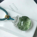 The Green Ghost Crystal Pendant Using the Appearance of a Money Bag Has the Meaning of Wealth