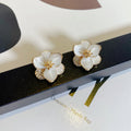 AA00191 Fashion Simple 925 Silver Needle White Flower Stud Earring Women Jewelry