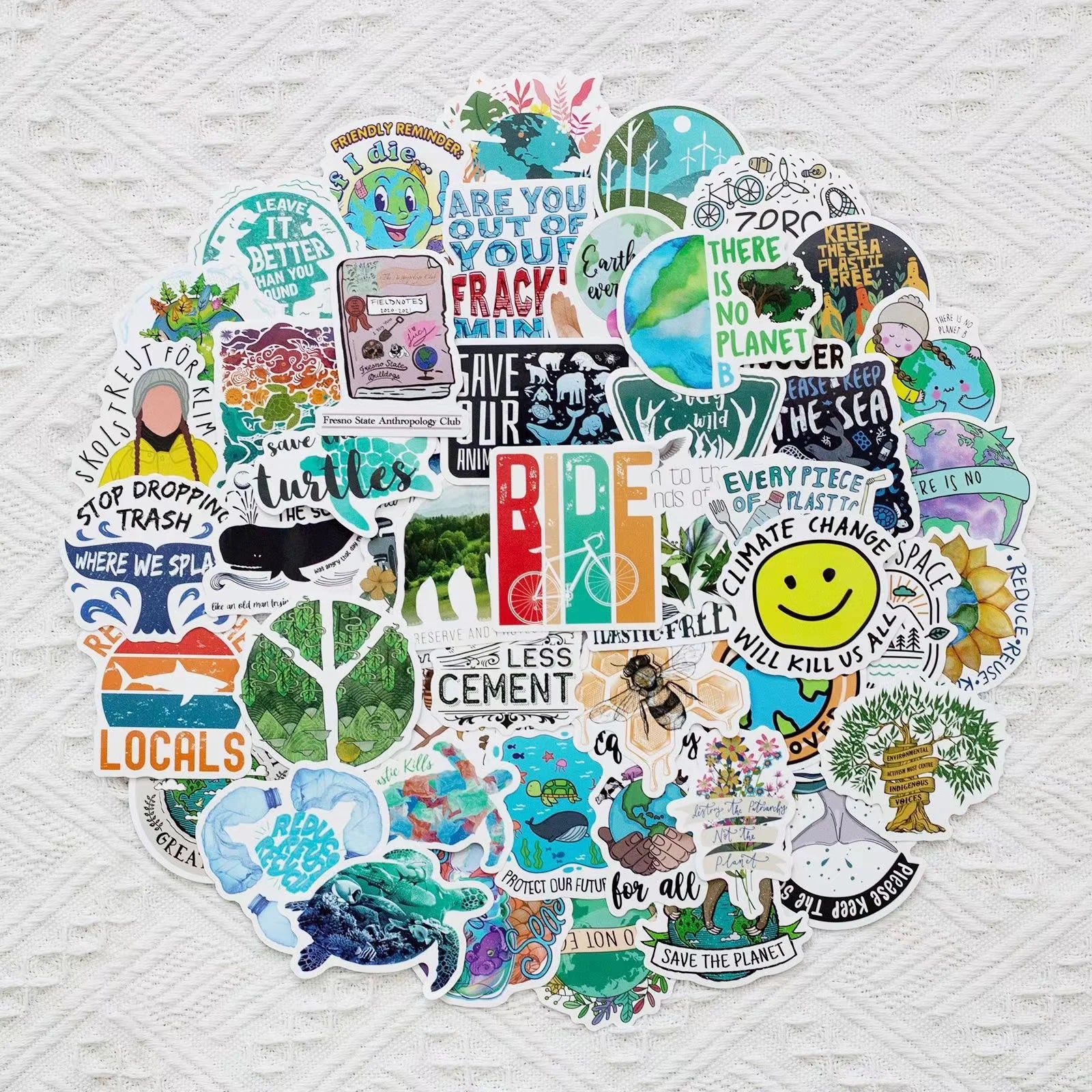 50pcs Nature Green Stickers Protect the Earth Stickers Environmental protection Signs Pull Rod Box Book Stationery