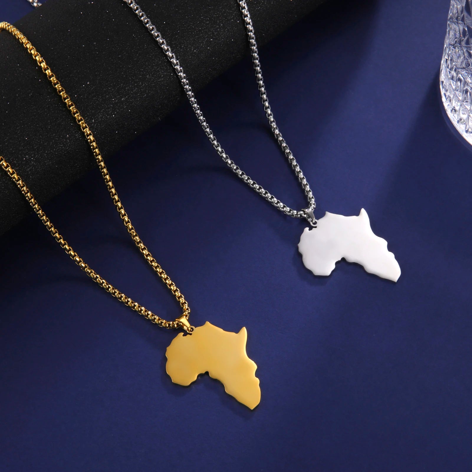 Myshape African Map Pendant Necklaces Men& Women Stainless Steel Cutting Shape Simple Africa Map Jewelry Gift