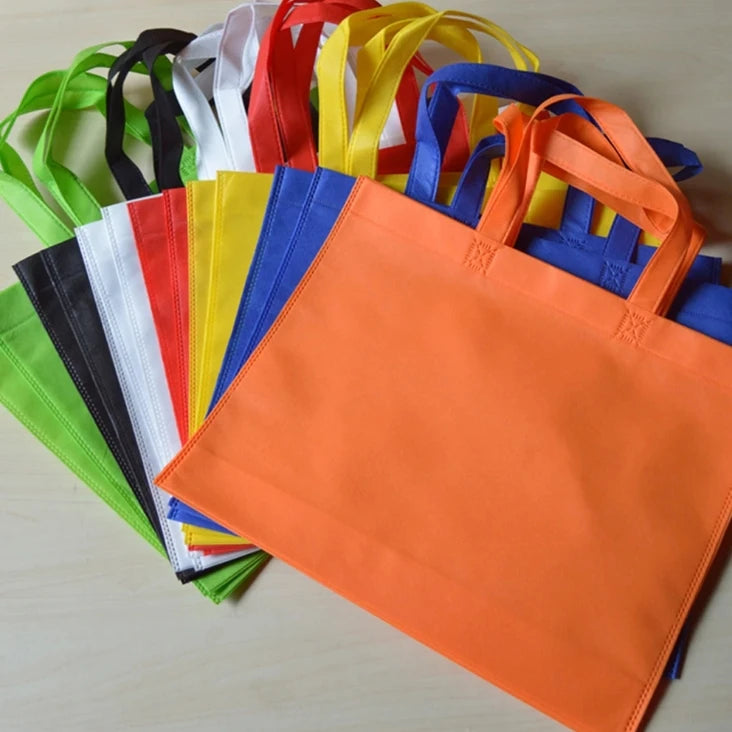 OEM Suppliers 100% Biodegradable 50gsm Polypropylene Spunbond Nonwoven Fabric Roll Breathable Plain Materials for Wholesale
