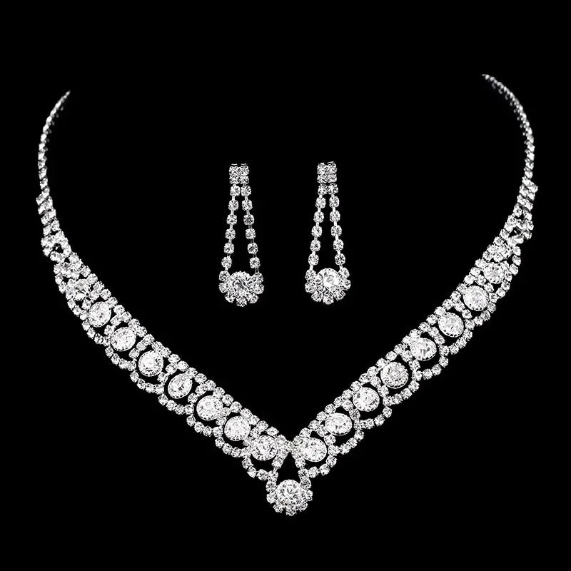 Wholesale Accessories: Dazzling Rhinestone Bridal Jewelry Necklace & Earrings Set