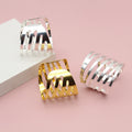 Ychon Modern Metal Spinner Hollow Napkin Buckle Gold Silver Napkin Ring Tablecloth Ring for Wedding Holidays